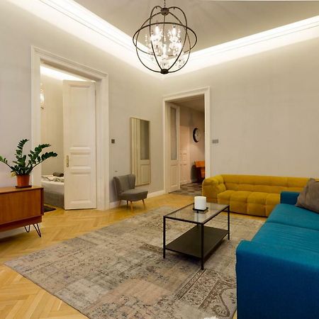 Luxury Twin 1-Bedroom In Kazinczy Street Budapest Eksteriør billede