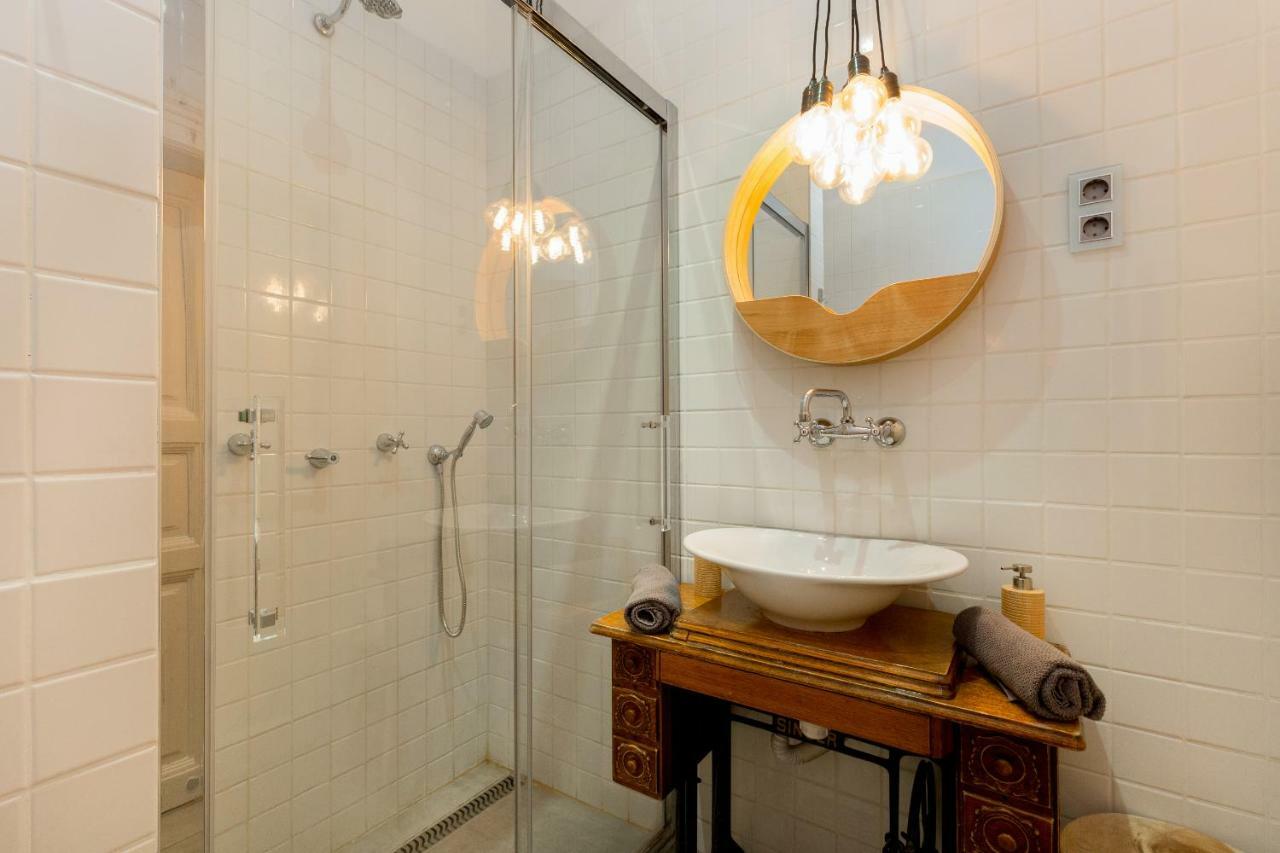 Luxury Twin 1-Bedroom In Kazinczy Street Budapest Eksteriør billede