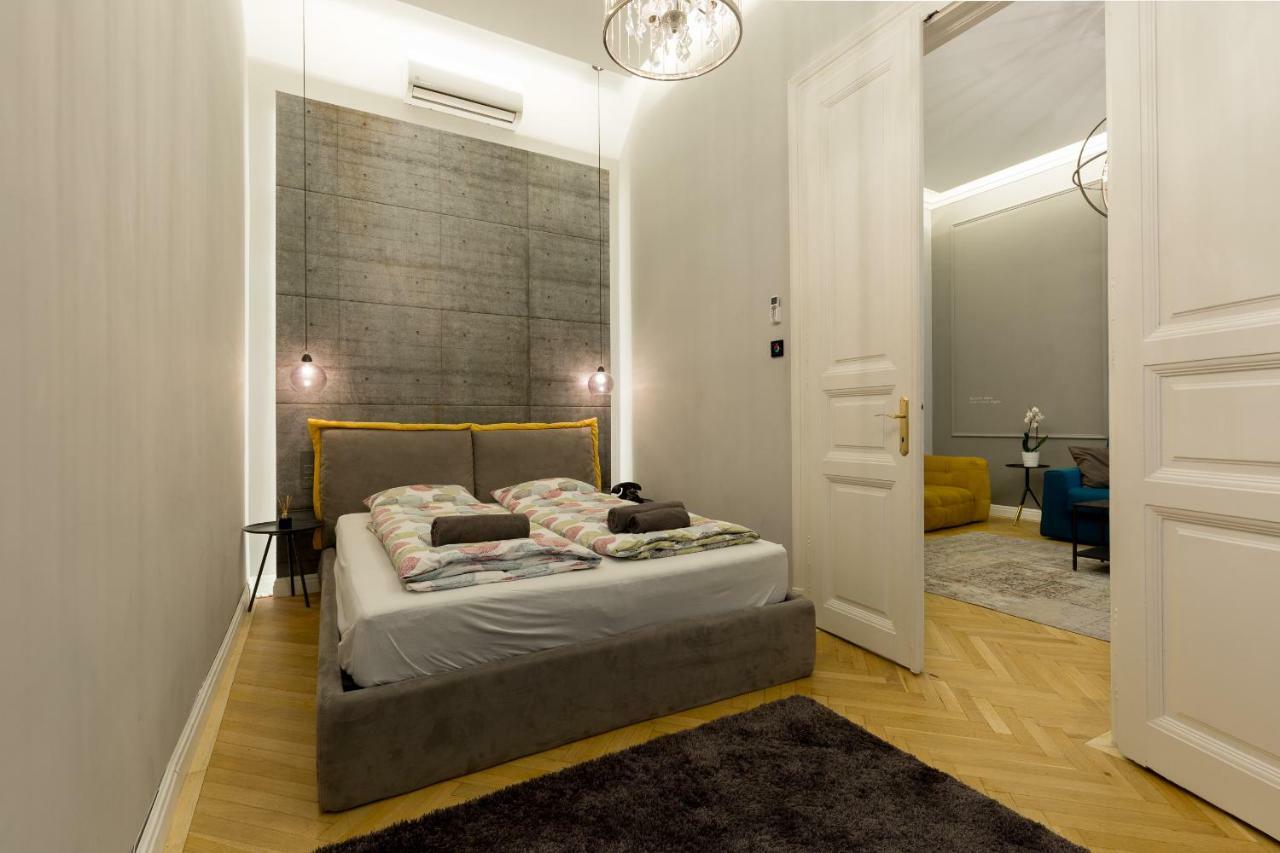 Luxury Twin 1-Bedroom In Kazinczy Street Budapest Eksteriør billede